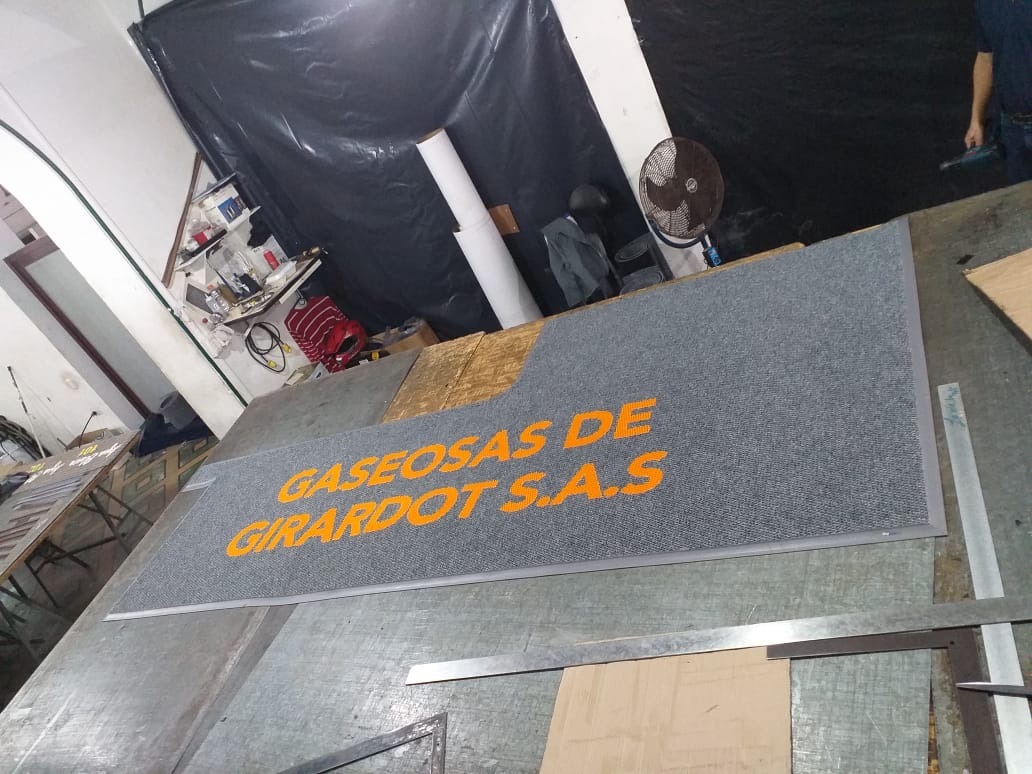 GASEOSAS DE GIRARDOT